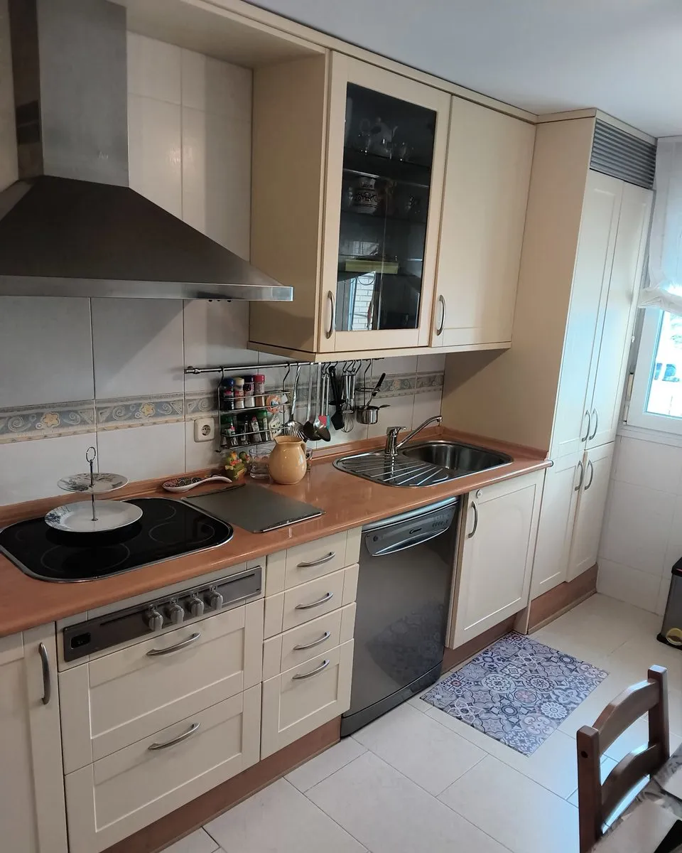 Cocina crema antes